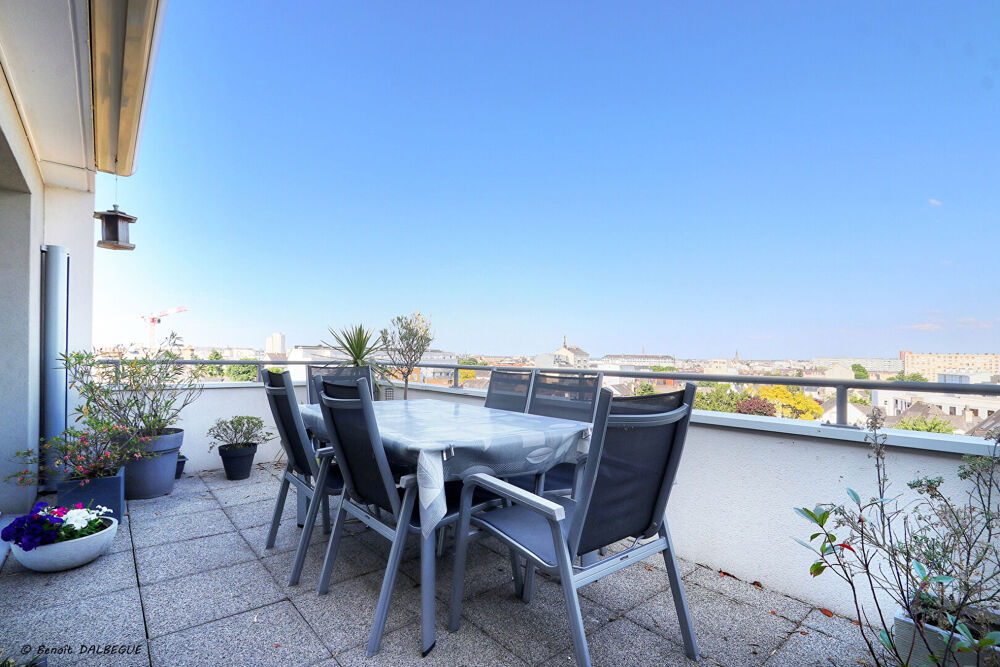 T3 Dernier étage - Terrasse - Ascenseur et Garage