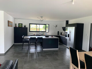  Maison à vendre 7 pièces 214 m²