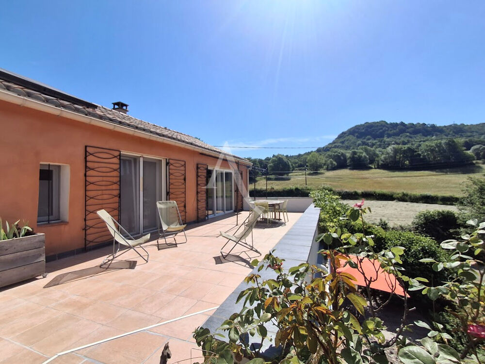 Maison 8 pièces 153 m² · à Roqueredonde · 153 m² · 269 000 €