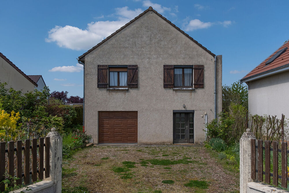 Maison de 88 m² à vendre à Saint Rémy