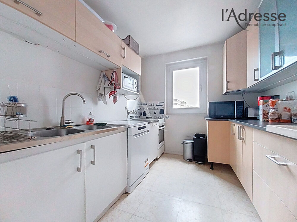 Appartement Suresnes - Vendu loué - 2 pièces 44m2 -Terrasse -18m² Cave - parking