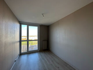  Appartement � vendre 3 pi�ces 73 m�