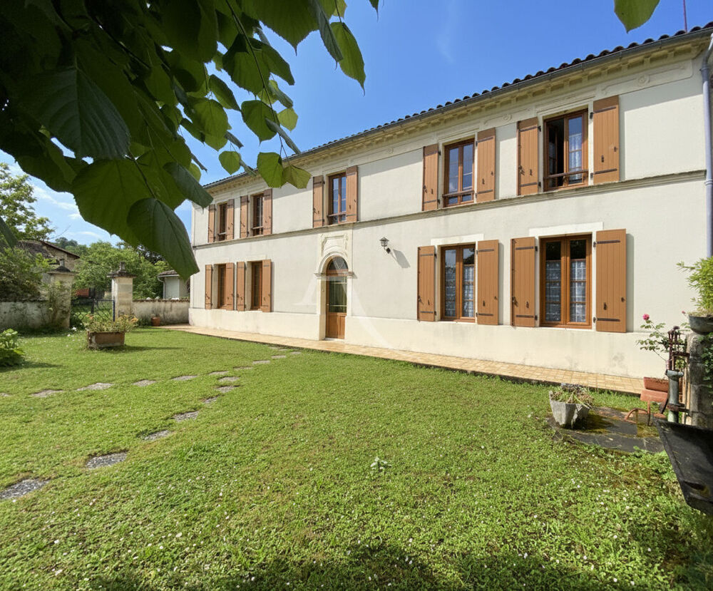 Maison 7 pièces 165 m² · à Mirambeau · 165 m² · 262 500 €