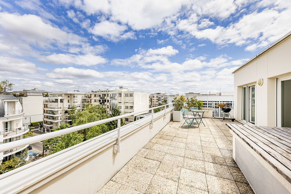 COURBEVOIE BECON - 5 PIECES + TERRASSE 35 m² + PKG- 945 000 FAI