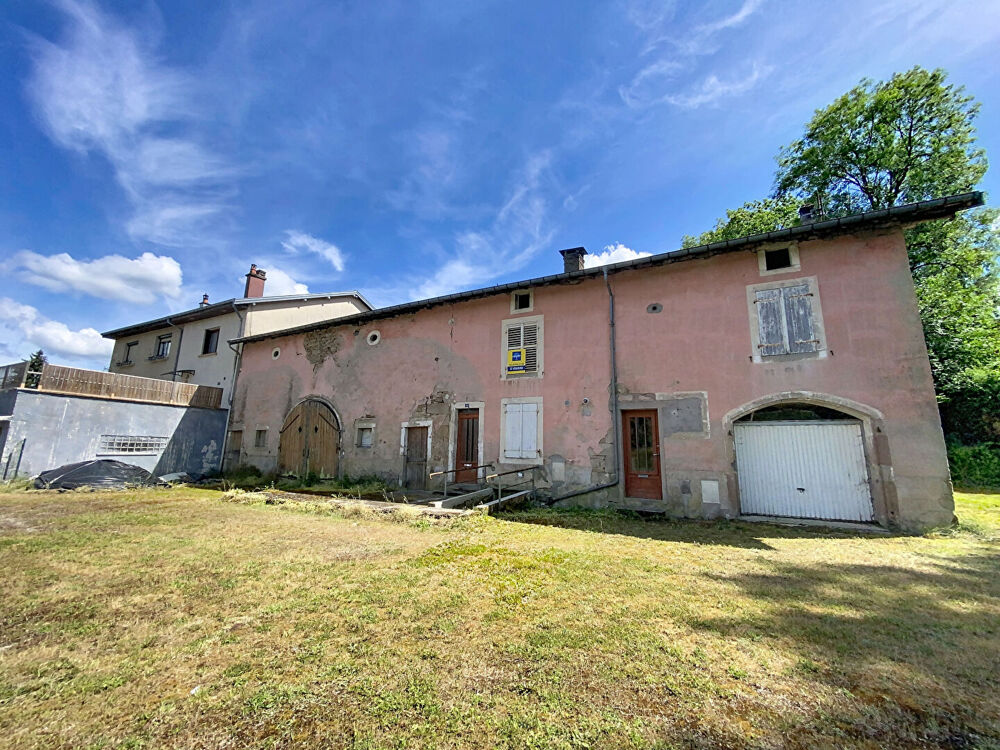 Maison de caractère située à Darney, 5 pièces, 130 m²