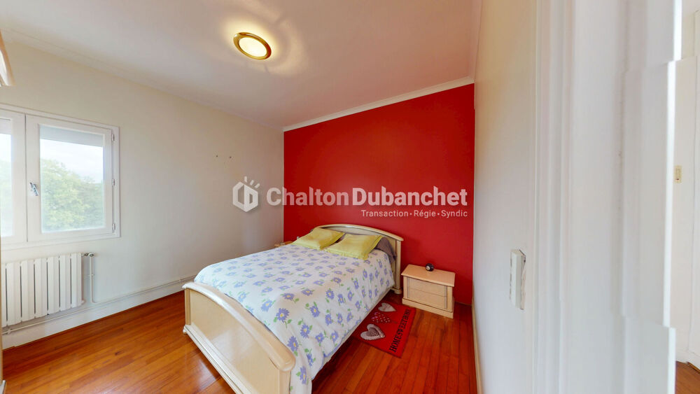 Vente Maison SAINT DENIS DE CABANNE (42) - Maison 6 pièces 175 m2 avec dépendances et terrain Saint denis de cabanne