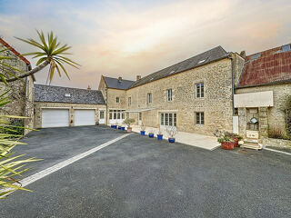  Maison  vendre 14 pices 300 m