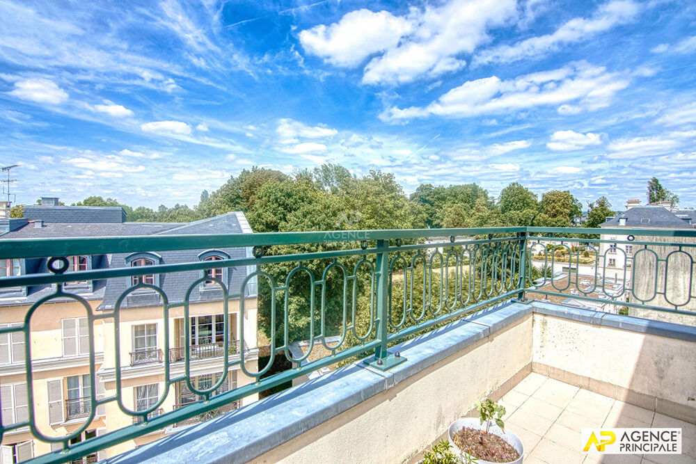 Vente Appartement Versailles Notre-Dame Pars Appartement duplex 6 pièce(s) 150 m² carrez situé au 3ème et dernier étage avec ascenseur, balcon, ca Versailles