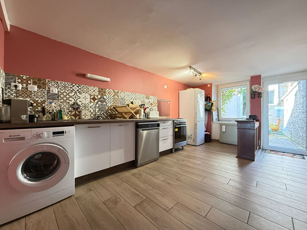 MAISON MONTAIGU - 7pc/4ch/1sdb/2wc - 173.27 m²