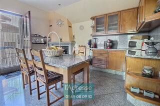  Immeuble  vendre 4 pices 258 m