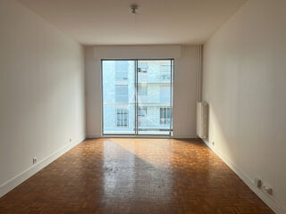  Appartement à louer 3 pièces 64 m²