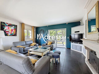  Maison à vendre 7 pièces 215 m²