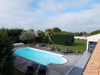  Maison � vendre 9 pi�ces 274 m�