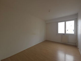  Appartement à louer 3 pièces 67 m²
