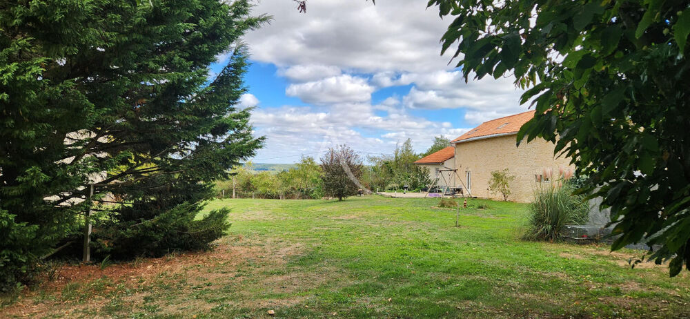 Vente Maison ITEUIL - LONGERE - 6 CHAMBRES - TERRAIN - GITE Iteuil