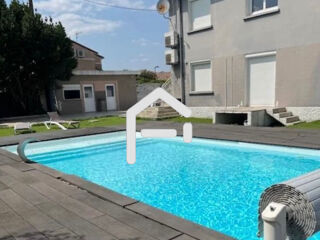  Maison � vendre 8 pi�ces 258 m�