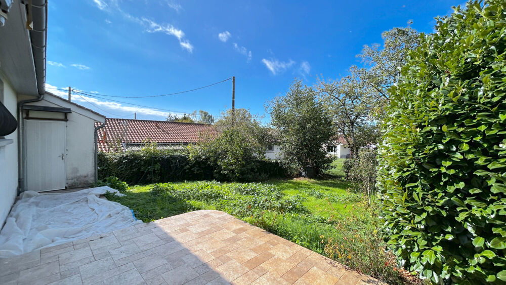 Location Maison Maison 4 pièces à louer à Blaye - 77,36 m² en bon état Blaye