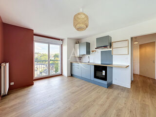  Appartement à louer 2 pièces 37 m²