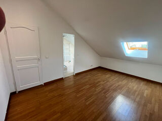  Appartement à louer 3 pièces 62 m²