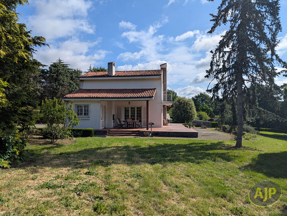 propriété centre bourg Boussay