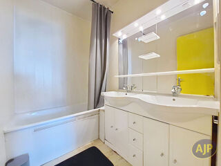  Appartement à vendre 5 pièces 108 m²