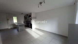  Appartement à louer 3 pièces 68 m²
