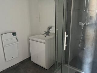  Appartement à louer 1 pièce 28 m²