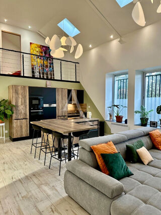  Appartement  vendre 5 pices 151 m