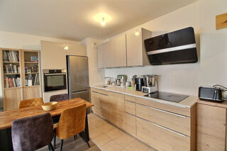 Vente Appartement Atlantis, appartement Massy 3 pièces 62.24 m2 avec loggia de 6. 96 m² et un parking en sous-sol Massy