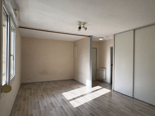  Appartement à louer 1 pièce 35 m²