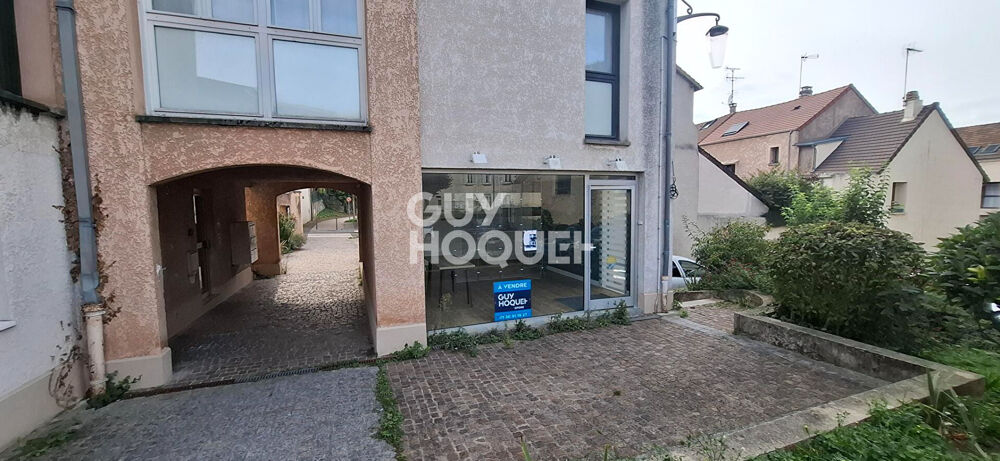   Local commercial Aubergenville 46 m2 de surface utile. 