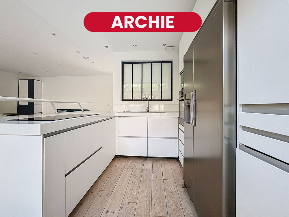 T4 (avec 2 salles d'eau) - 95 m² - Quai de Wault