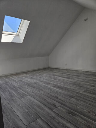  Maison à louer 4 pièces 85 m²