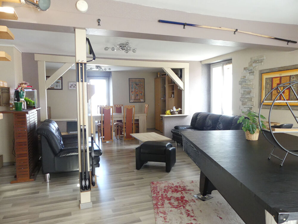 Vente Appartement A vendre : appartement  duplex 158,24 m Cernay