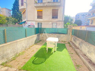  Appartement  louer 1 pice 32 m