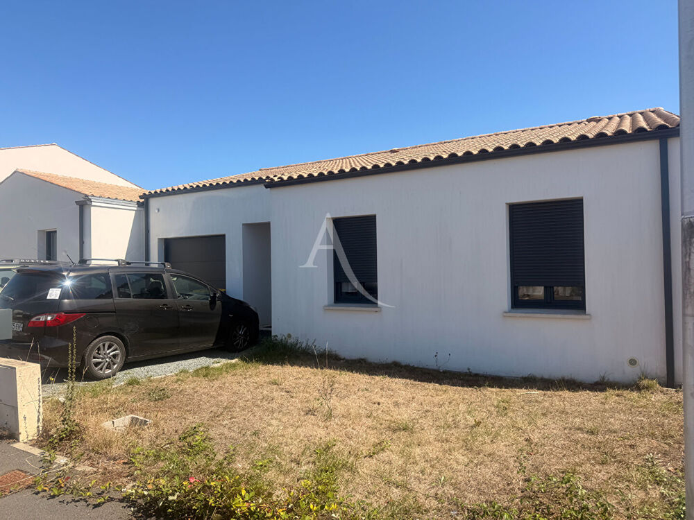 Location Maison Maison Rochefort 4 pièce(s) 106.25 m2 Rochefort