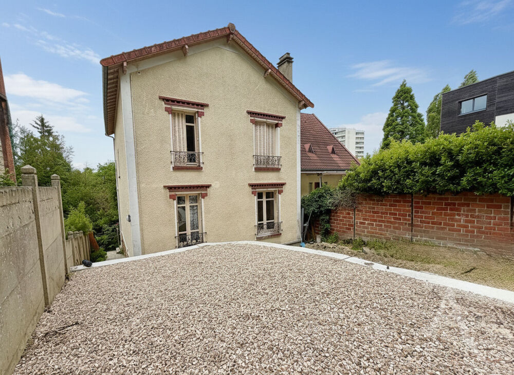 Maison Chaville rive gauche 7 pièces 150 m2 4 chambres 460 m² terrain face foret