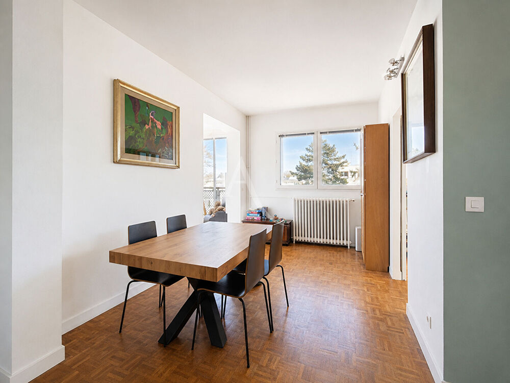 Vente Appartement Appartement 4 pièces de 82 m² - Saint-Germain-en-Laye, quartier Alsace Saint germain en laye