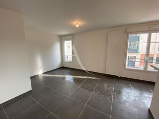  Appartement à louer 1 pièce 28 m²