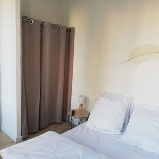  Appartement à louer 2 pièces 27 m²