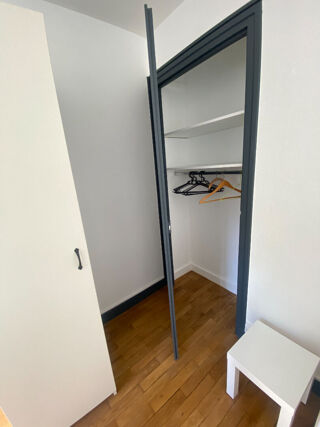  Appartement à louer 4 pièces 68 m²