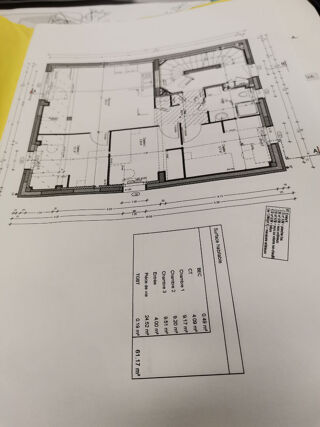  Immeuble � vendre 12 pi�ces 190 m�