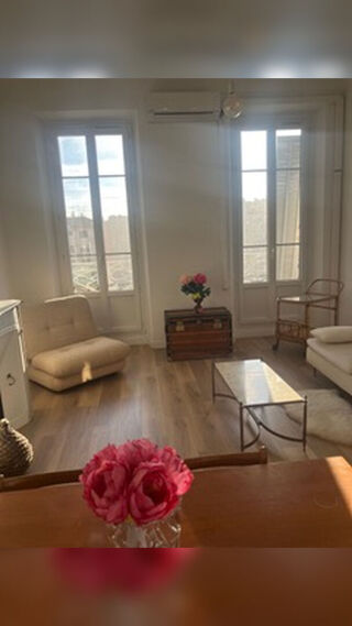  Appartement à louer 3 pièces 65 m²