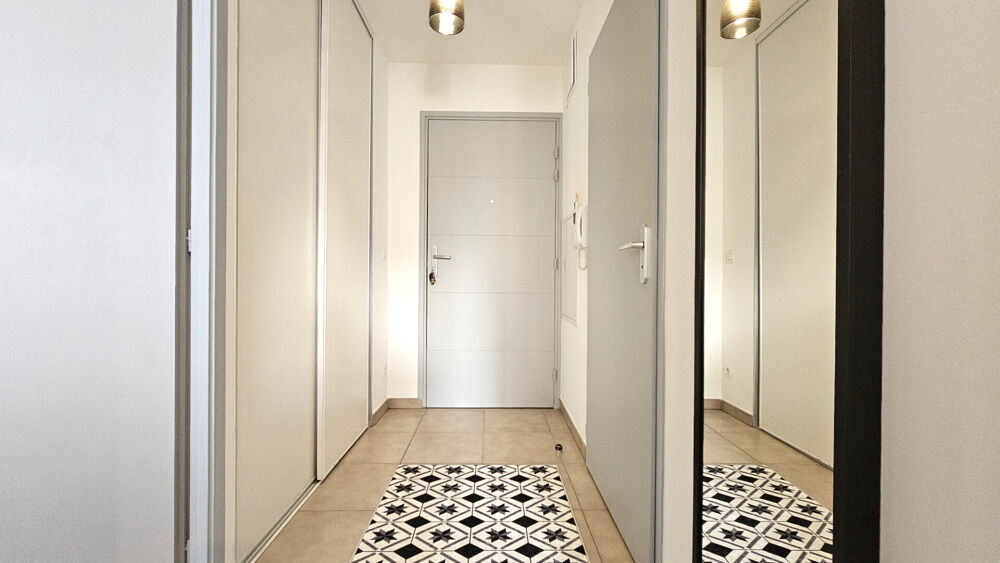 Vente Appartement Appartement Chambery 2 pièce(s) 45m² - terrasse - garage fermé Chambery
