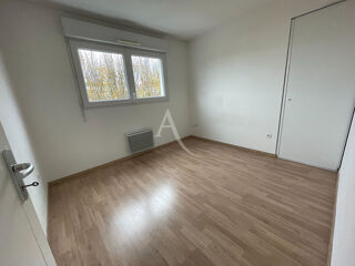  Appartement  vendre 4 pices 1 m