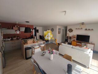  Maison  vendre 4 pices 82 m