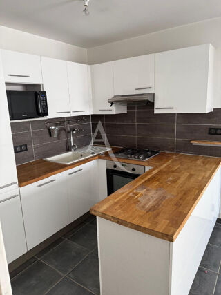  Appartement à louer 3 pièces 66 m²