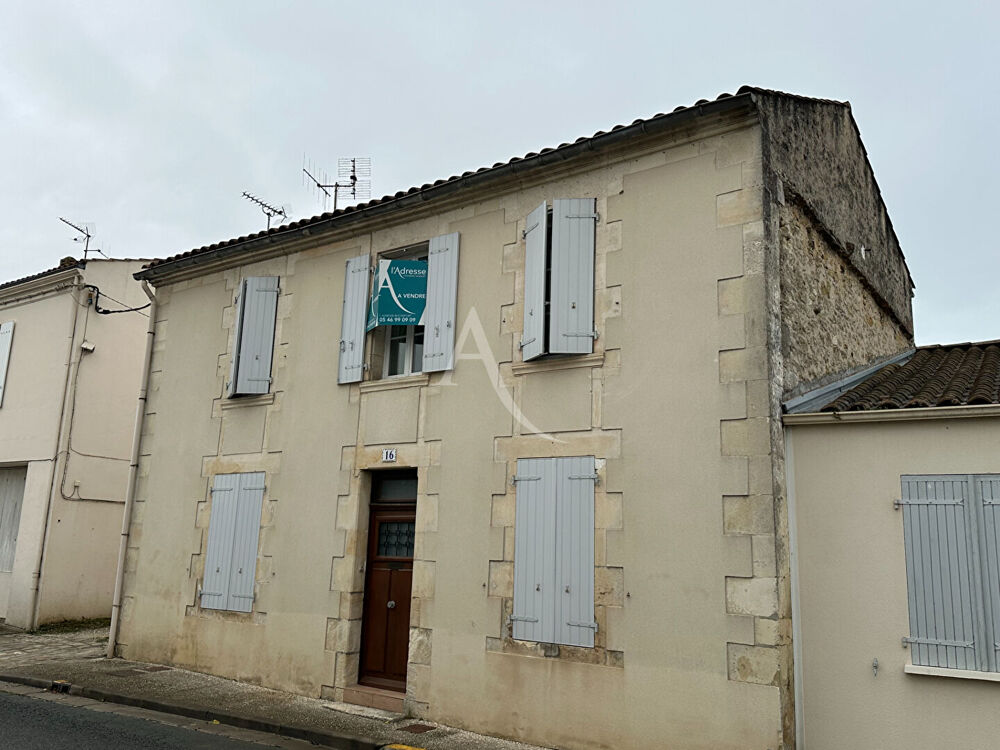 Maison de bourg Breuil Magné