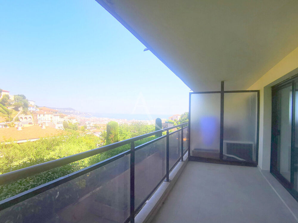 Vente Appartement AVENUE ESTIENNE D'ORVES : 2 PIECES AVEC TERRASSE VUE MER Nice