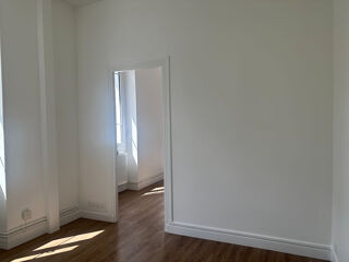  Appartement à louer 2 pièces 30 m²